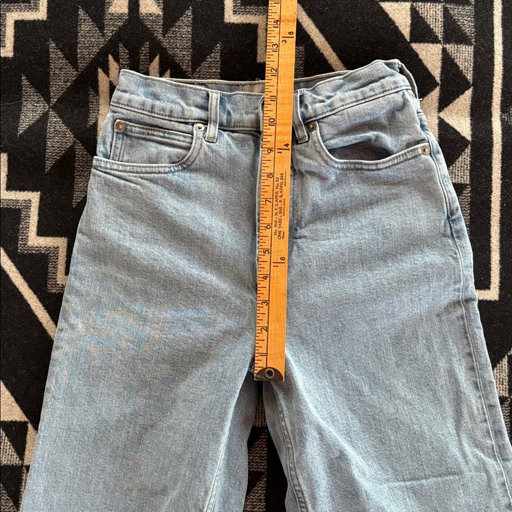 Everlane “Way High Jeans” - Picture 7 of 9